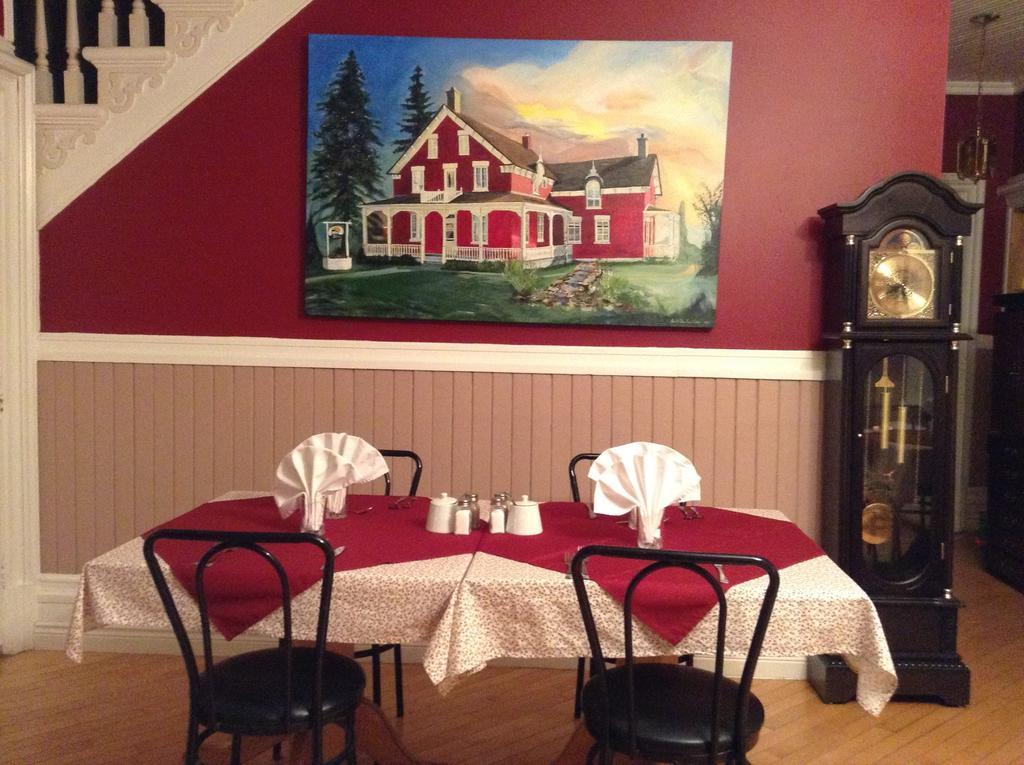 Bed and Breakfast Gil Ann Saint-Andre-Avellin Екстер'єр фото