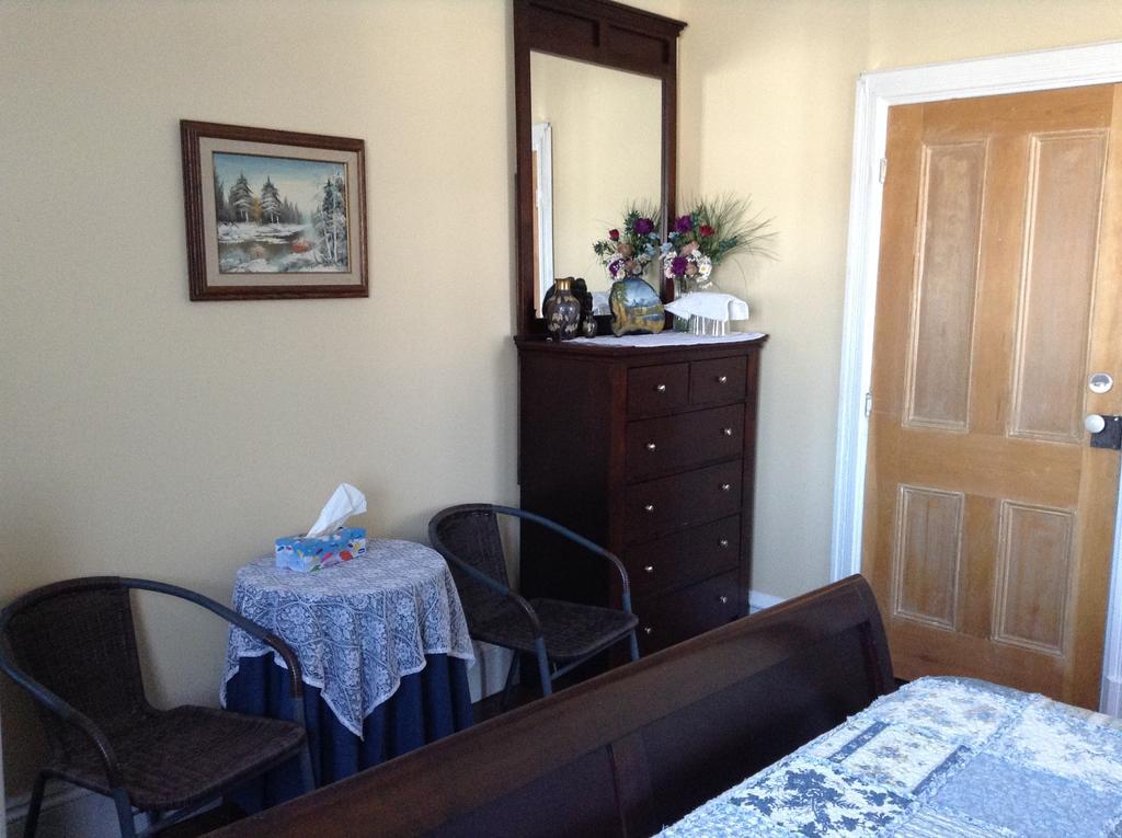 Bed and Breakfast Gil Ann Saint-Andre-Avellin Номер фото