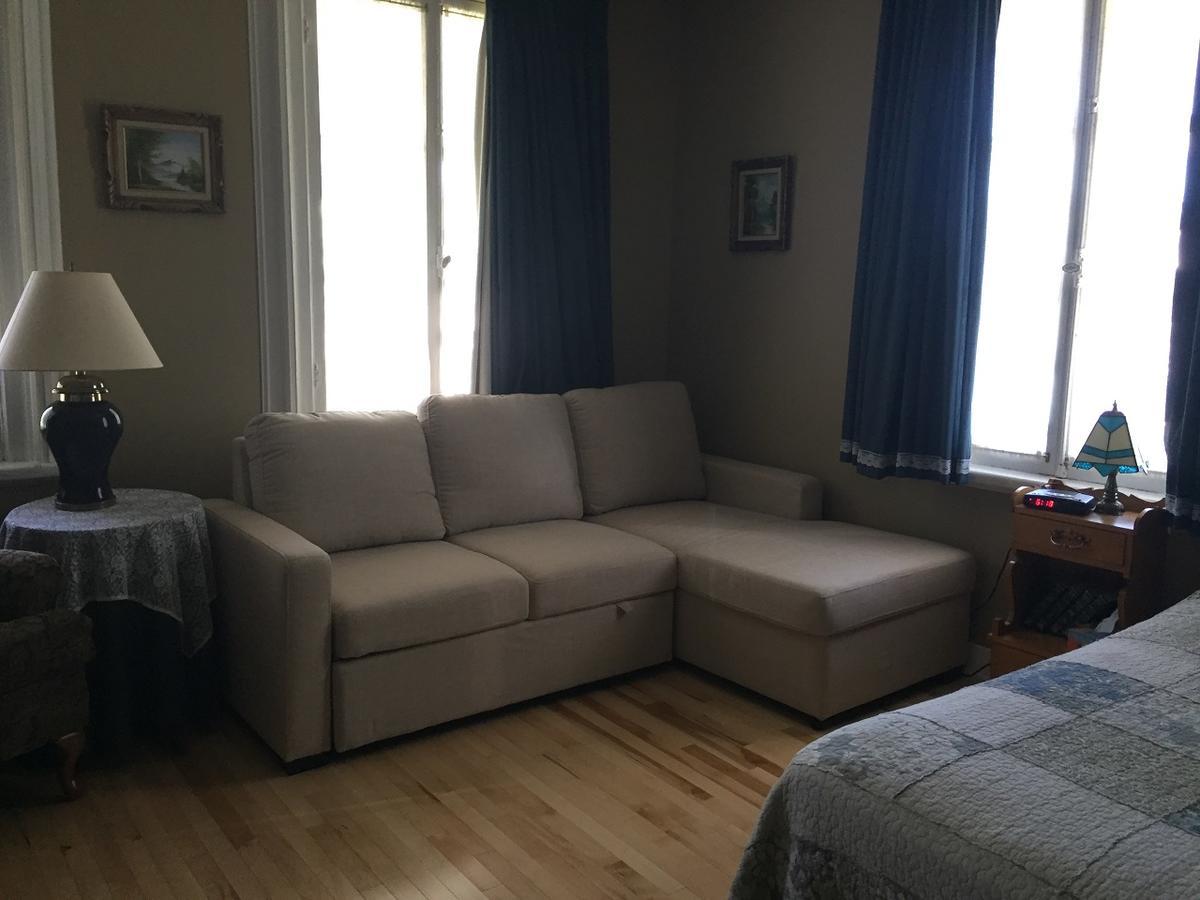 Bed and Breakfast Gil Ann Saint-Andre-Avellin Екстер'єр фото